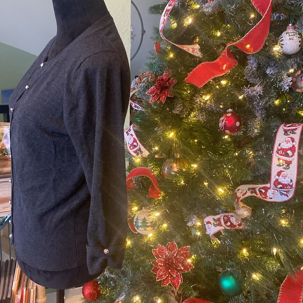 Cardigan - Picture 4 of 5